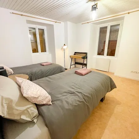 Holiday home Meygal Color - Wifi - 3 Etoiles - 20min Du Puy Lantriac